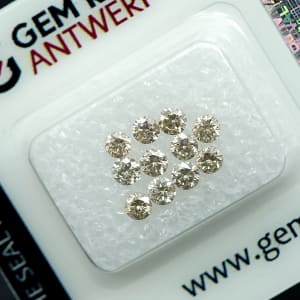 Diamond 8