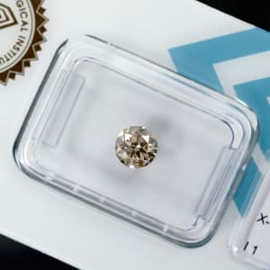Diamond 5