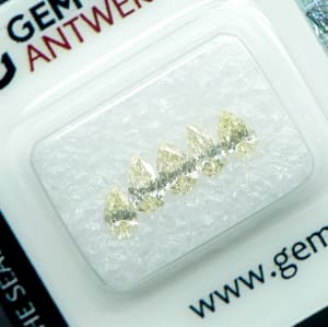 Diamond 8