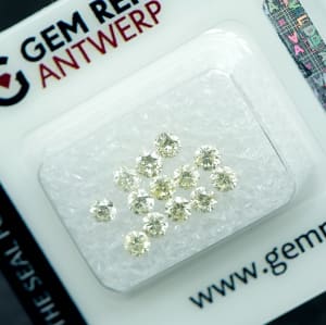 Diamond 8