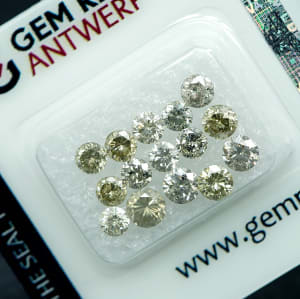 Diamond 8