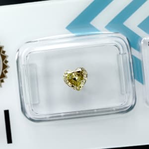 Diamond 4