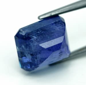 Tanzanite 5