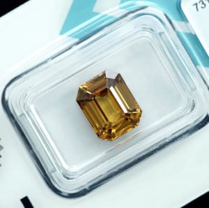 Zircon 8
