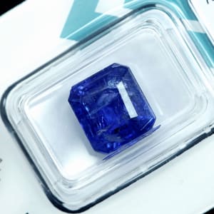 Tanzanite 8