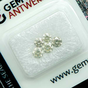 Diamond 8