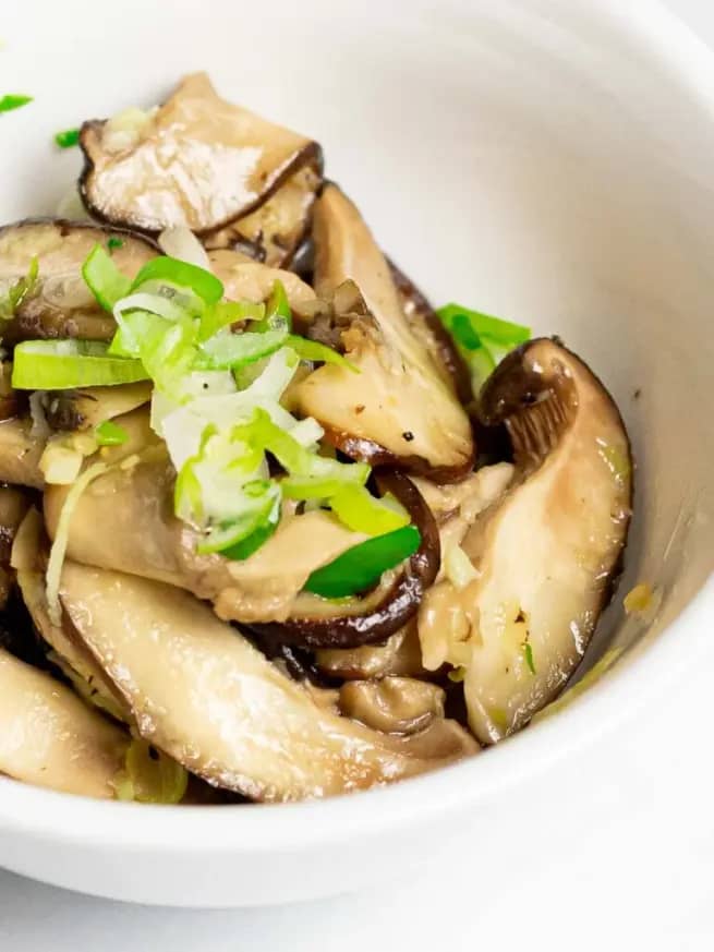 korean shiitake mushroom side dish 3 768x1024