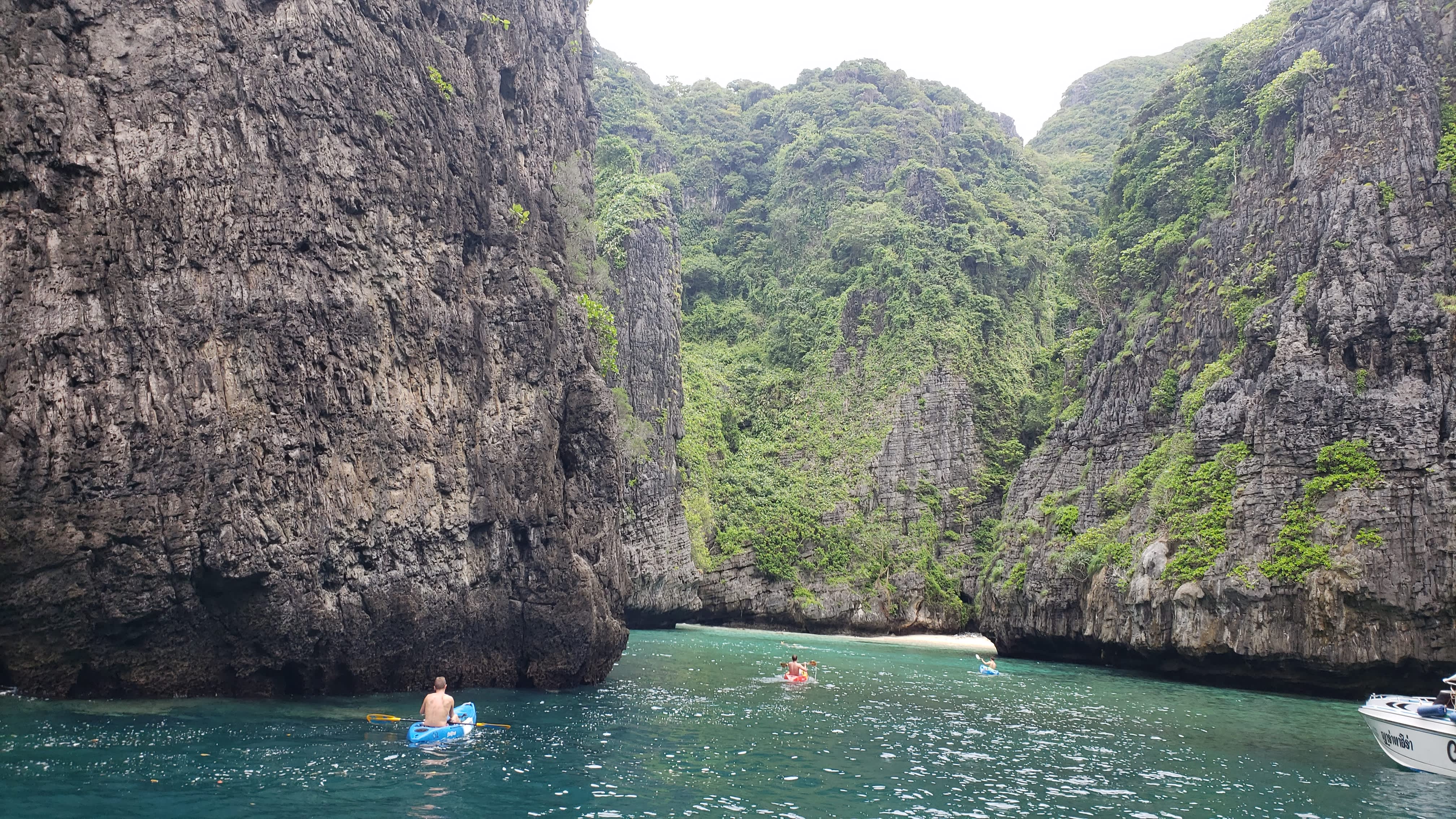 phi-phi-islands