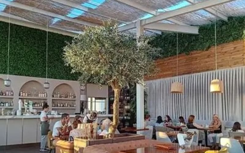 Parea Restaurante & Padel