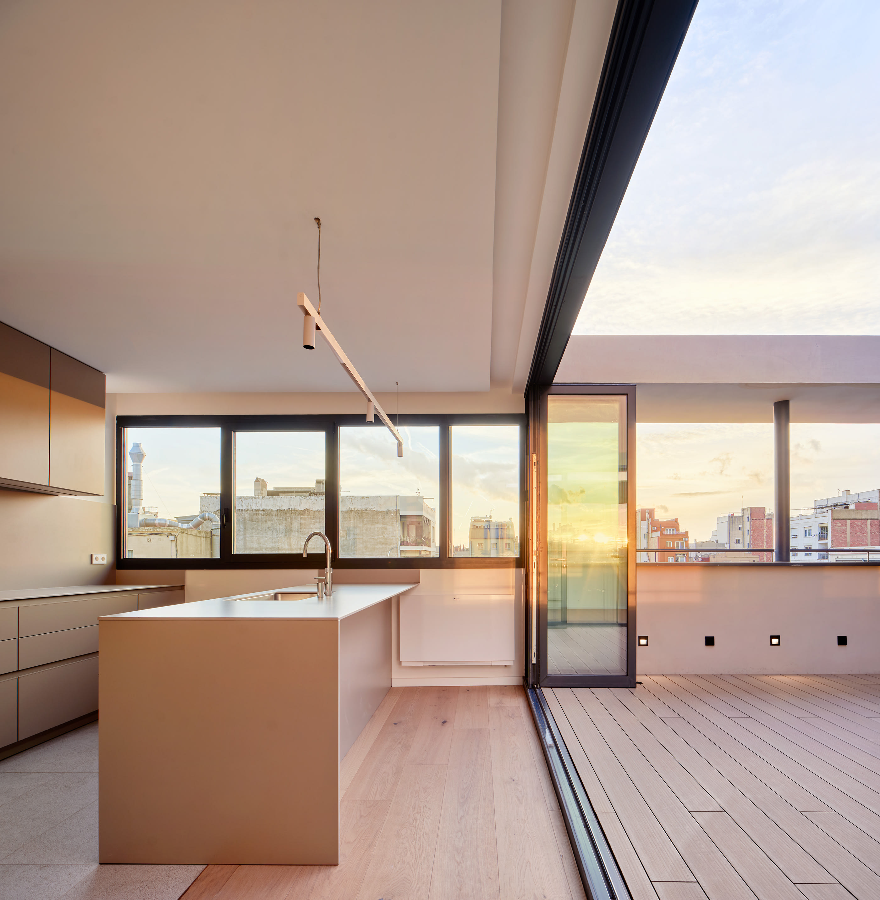 Ático con terraza y doble orientación en el Quadrat d'Or