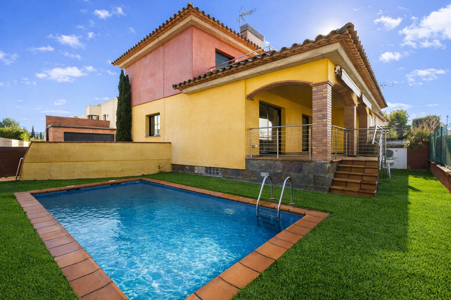 Casa Salvia — Villa Mediterránea Contemporánea