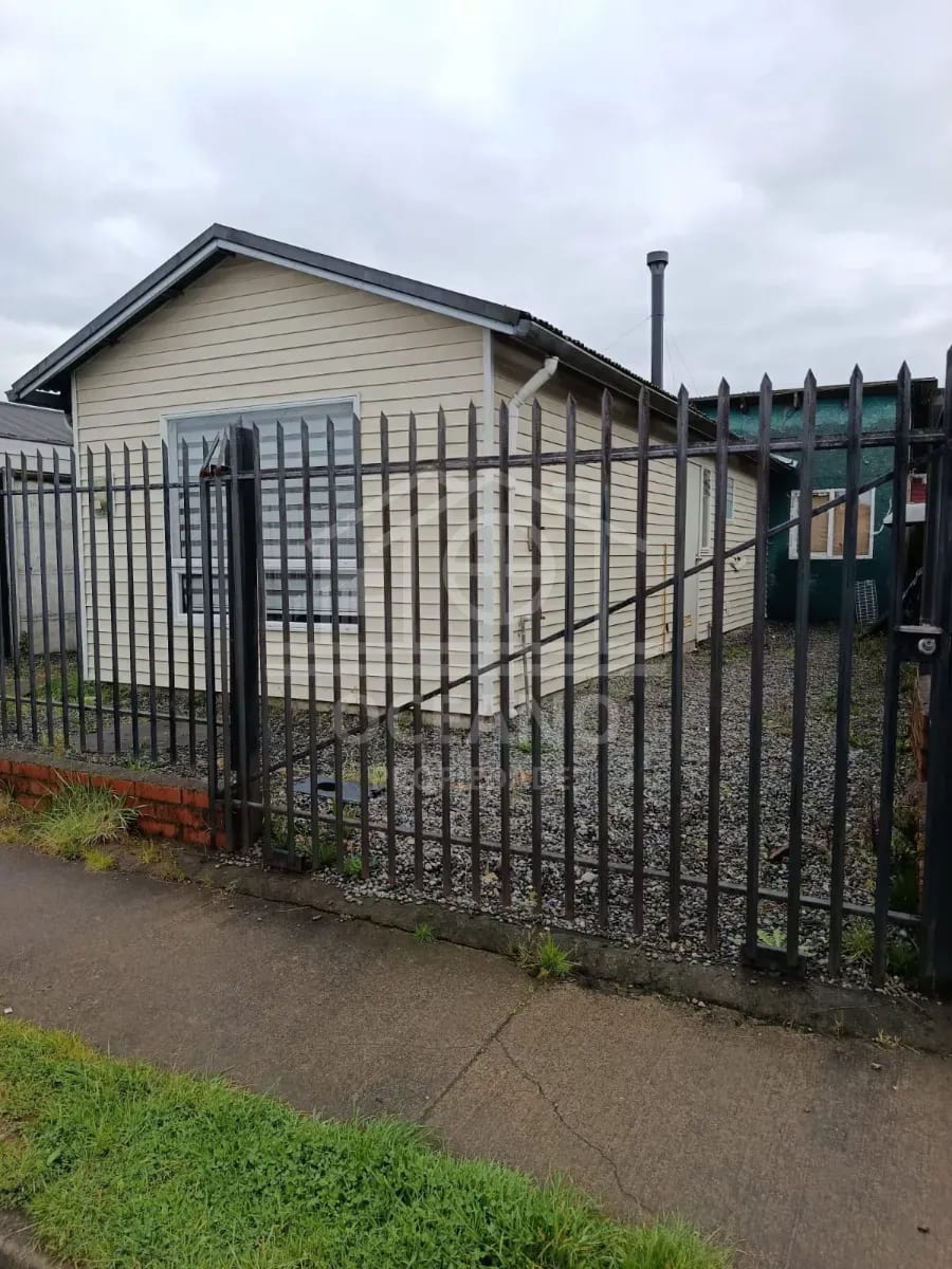Oportunidad de  Inversión Casa Puerta Sur 2D/1B 