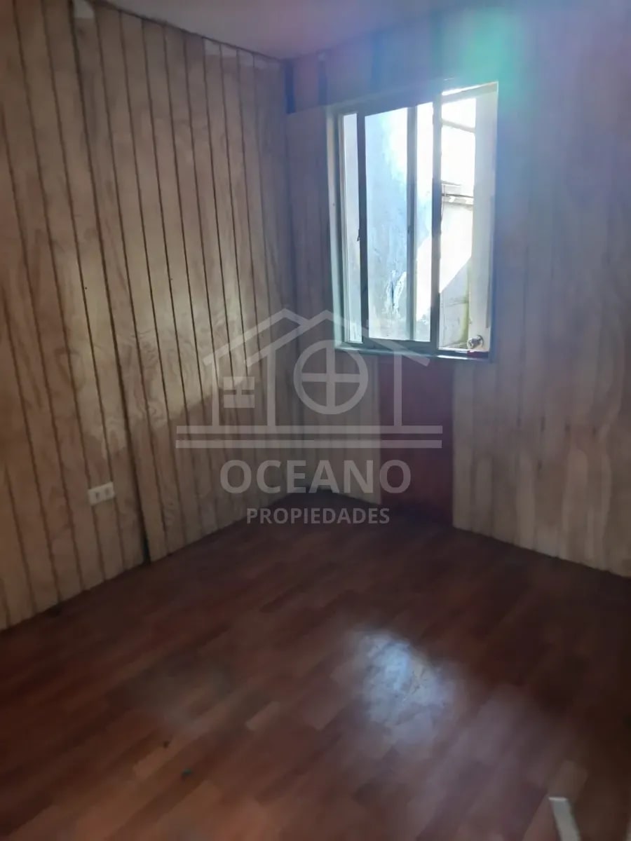 Oportunidad de  Inversión Casa Puerta Sur 2D/1B 