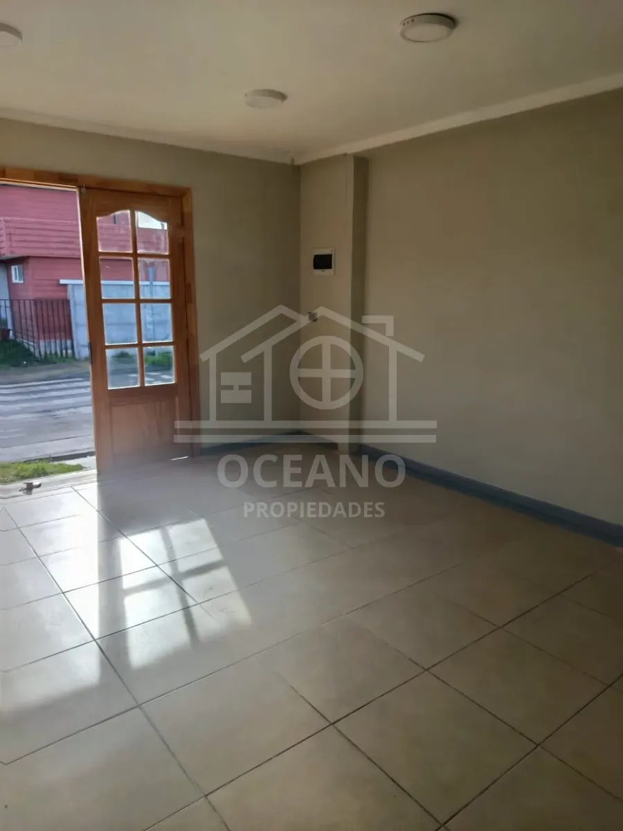Locales Comerciales Mirasol a una cuadra de Avenida