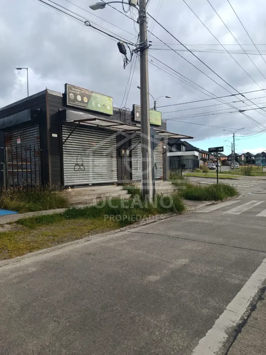 Locales Comerciales Mirasol a una cuadra de Avenida