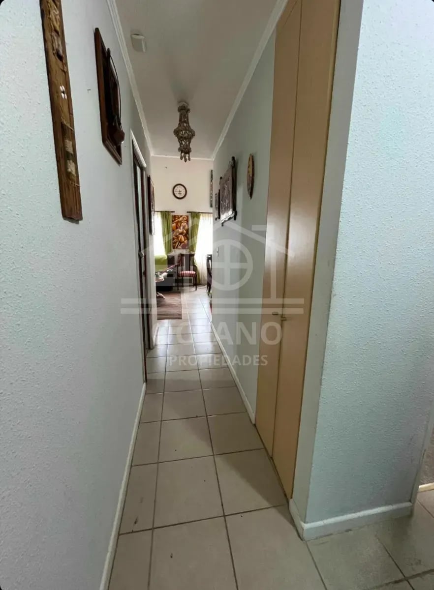 Linda Casa en Jardin Austral 3D 2D