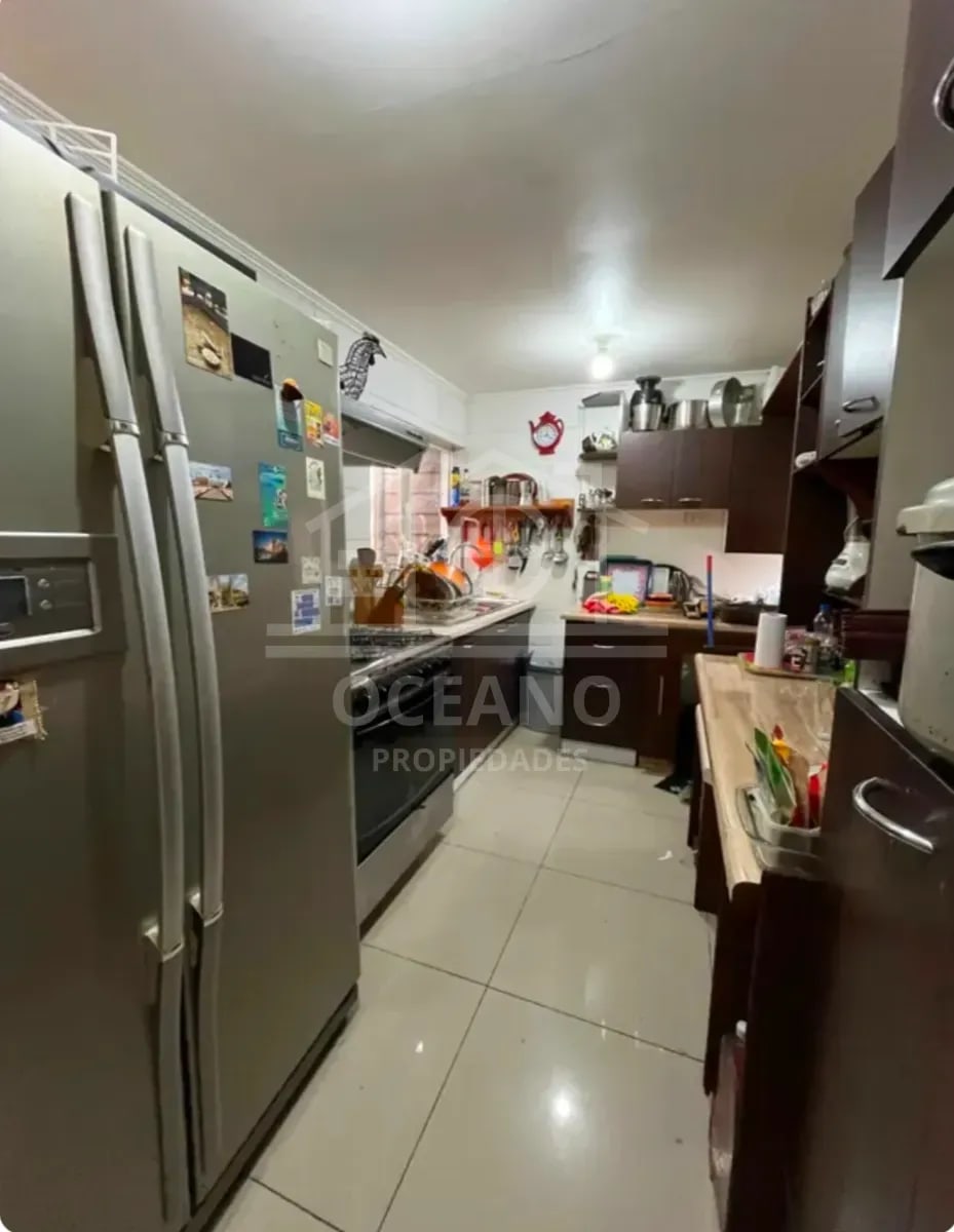 Linda Casa en Jardin Austral 3D 2D