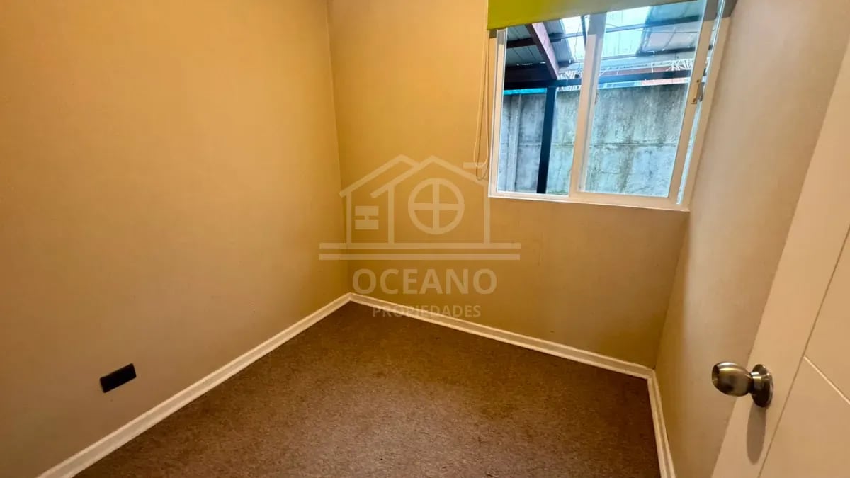 Remate  Casa Jardin Autral 3D/1B 2 Estacionamientos