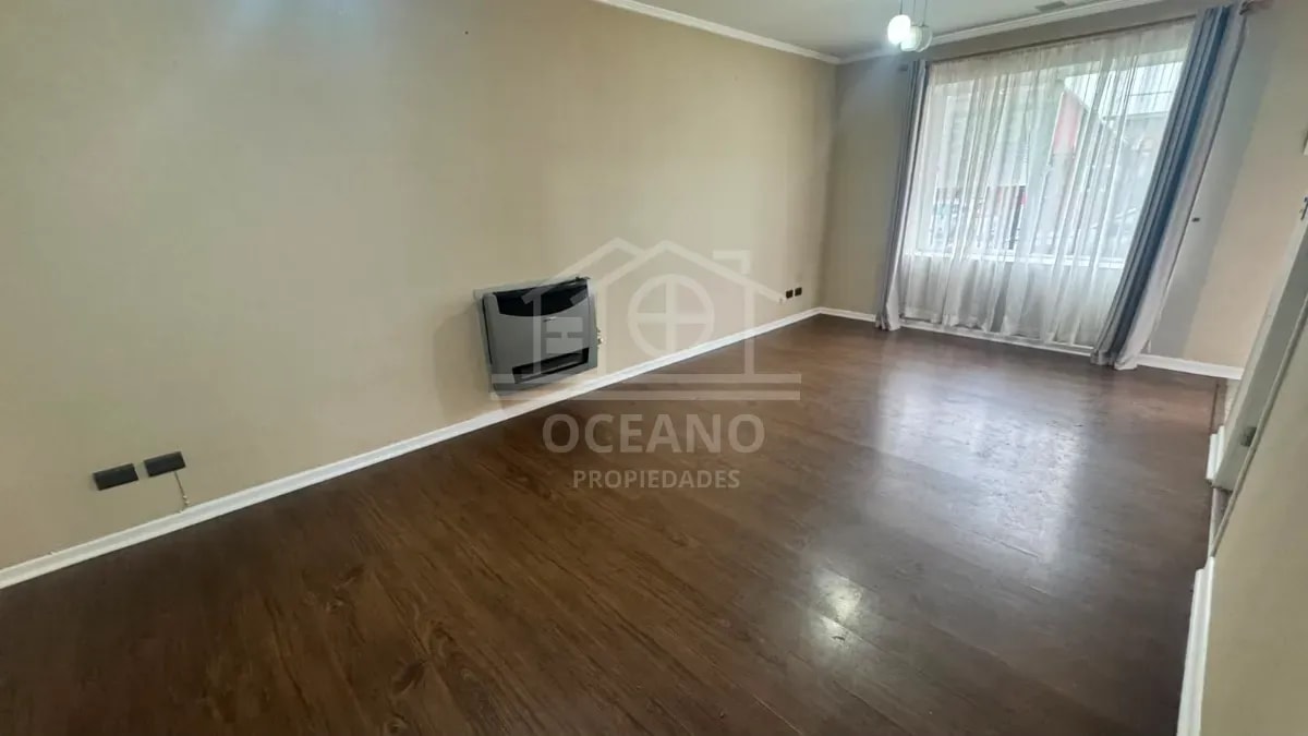 Remate  Casa Jardin Autral 3D/1B 2 Estacionamientos