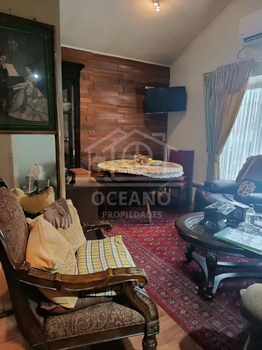 Linda Casa Jardin Austral sector Residencial