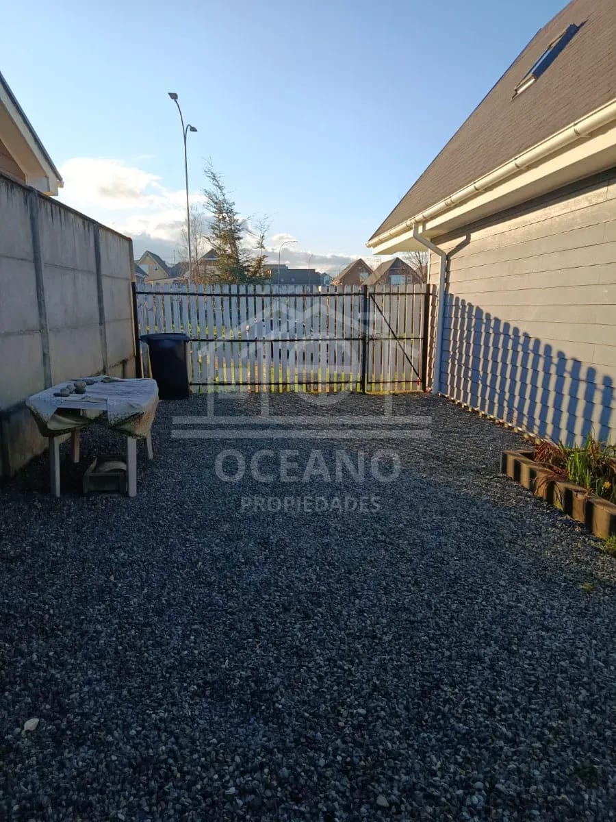Gran Casa cercana a Colegio Puerto Varas 4 Estacionamientos