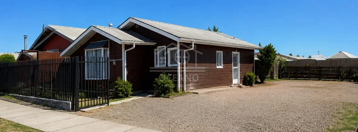 Linda Casa en Brisas de Puerto Varas terreno 230