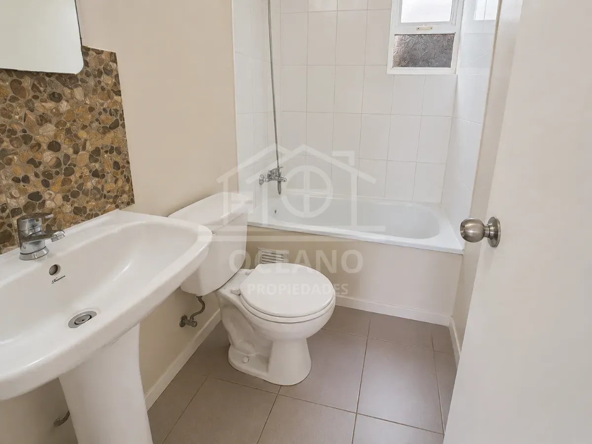 Linda Casa en Brisas de Puerto Varas terreno 230