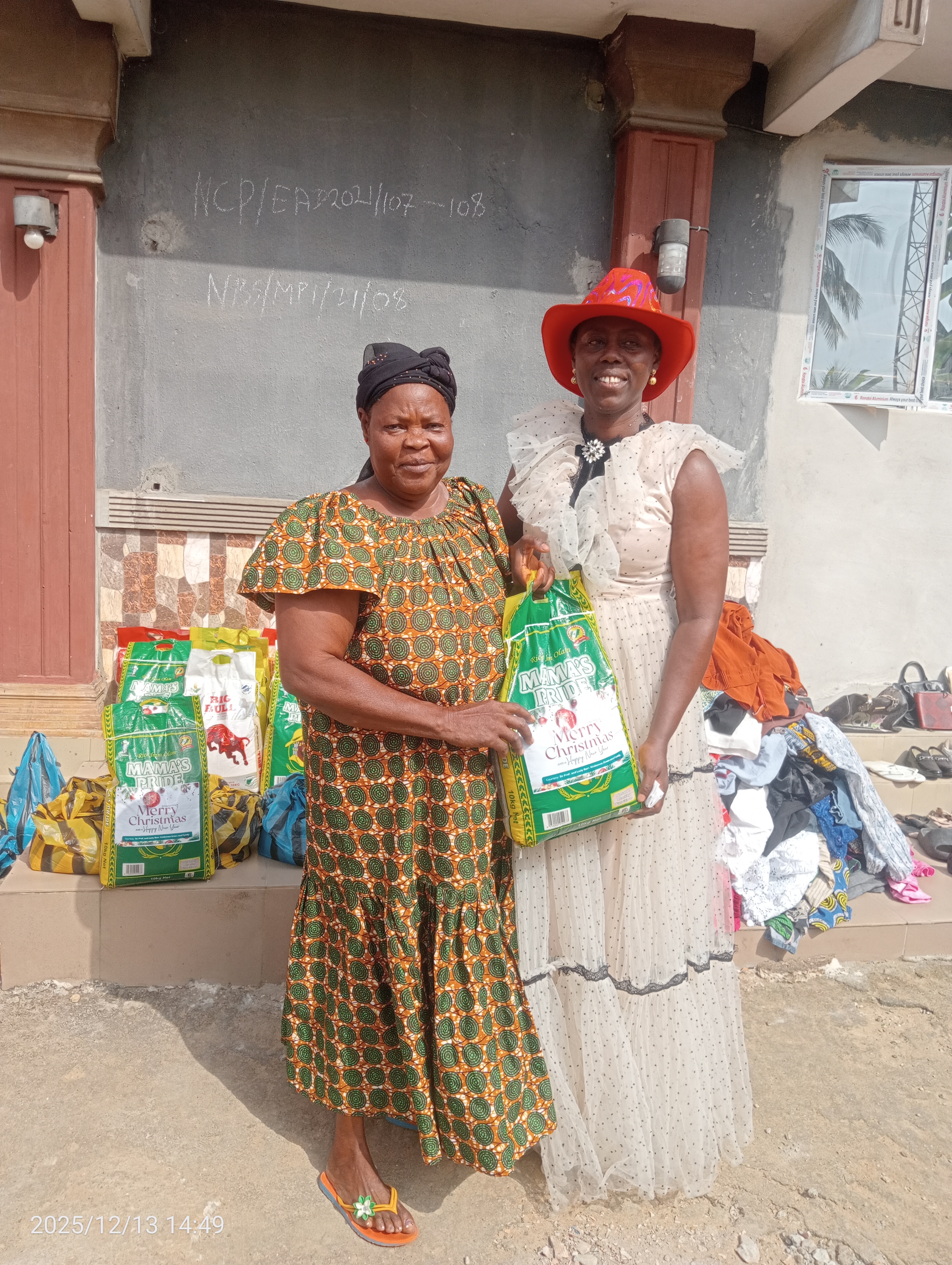 handing out food item