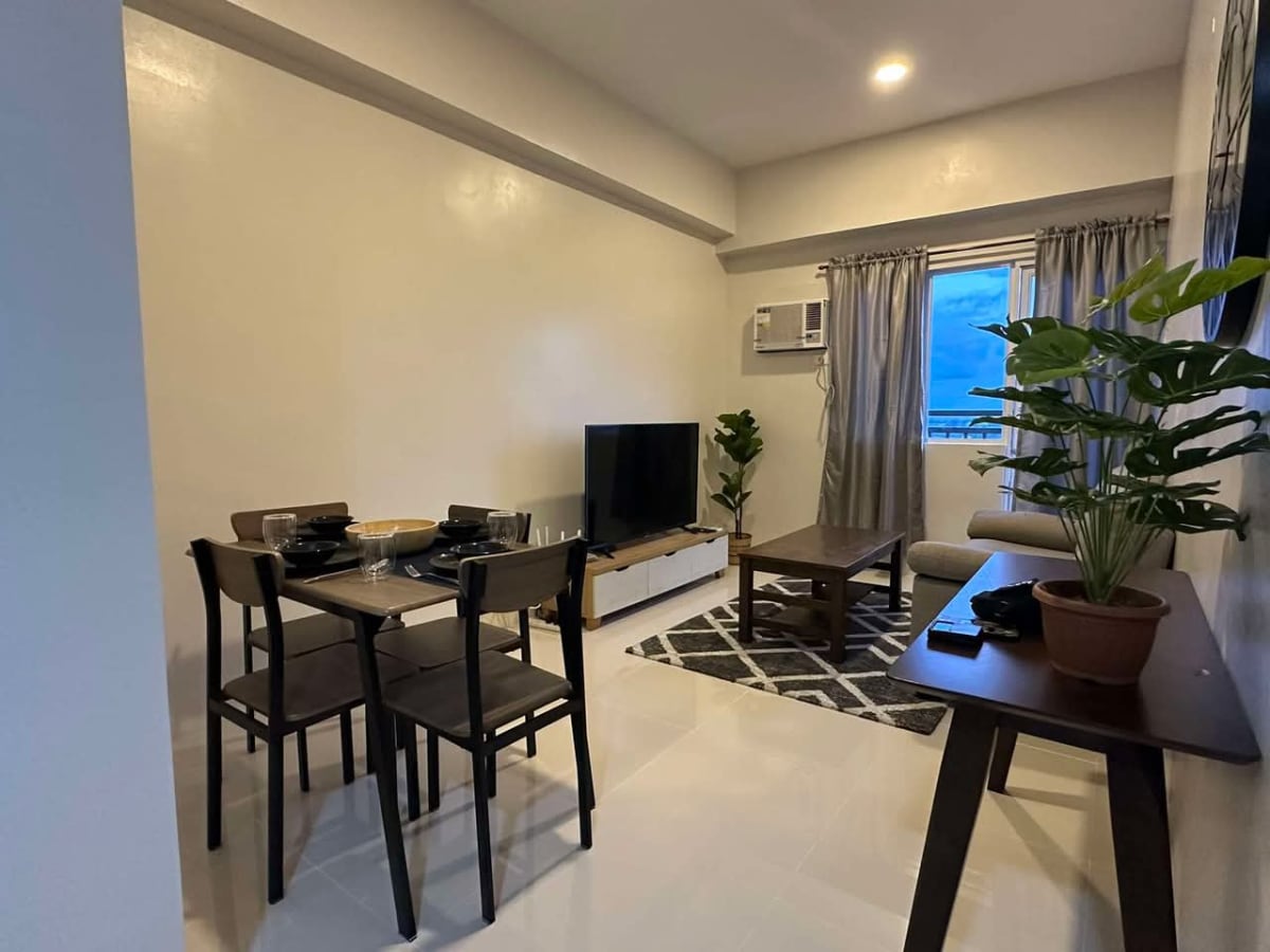 Resort living 2 bedroom condo unit - rental in Lapu-Lapu / Mactan