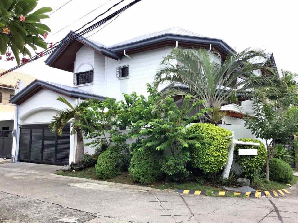BF HOMES 2 STOREY HOUSE FOR RENT - rental in Parañaque City