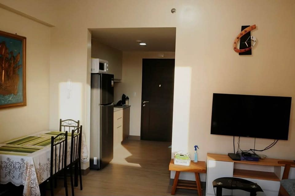 For Rent: Studio Condo in Two Regis - rental in Bacolod