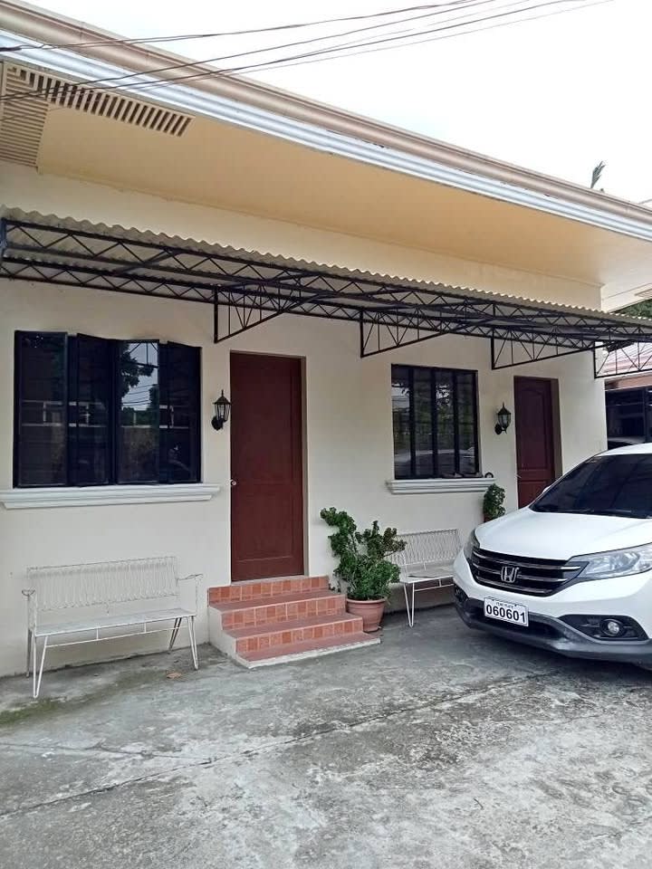 fully furnished studio apartment for rent in fundedor molo - rental in Iloilo City