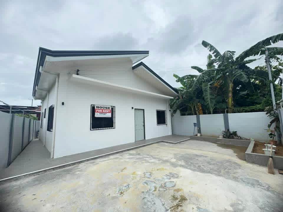 House and Lot For Rent in Lapu-Lapu City - rental in Lapu-Lapu / Mactan