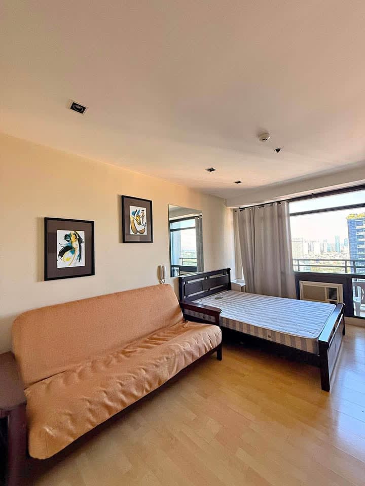 Studio In Gramercy - rental in Makati