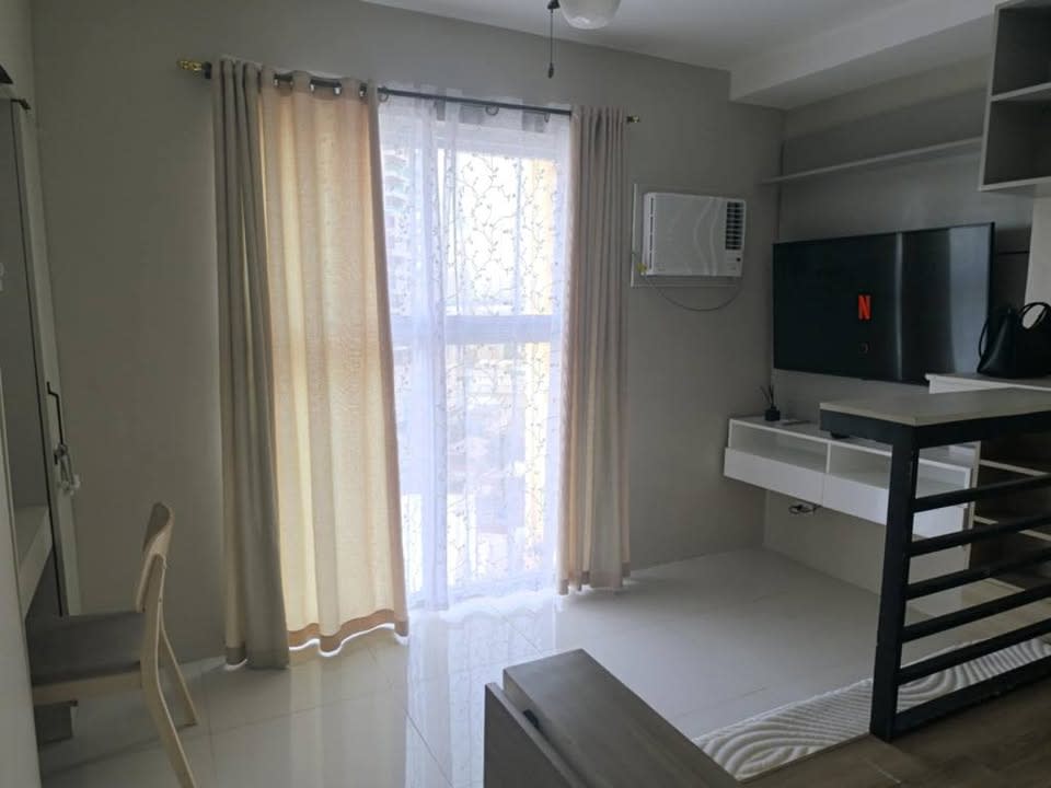 Bamboo Bay Condominium Studio fully furnished - rental in Cebu City