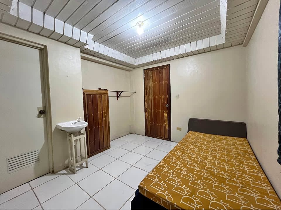 Room for rent with own cr and sink - rental in Iloilo City