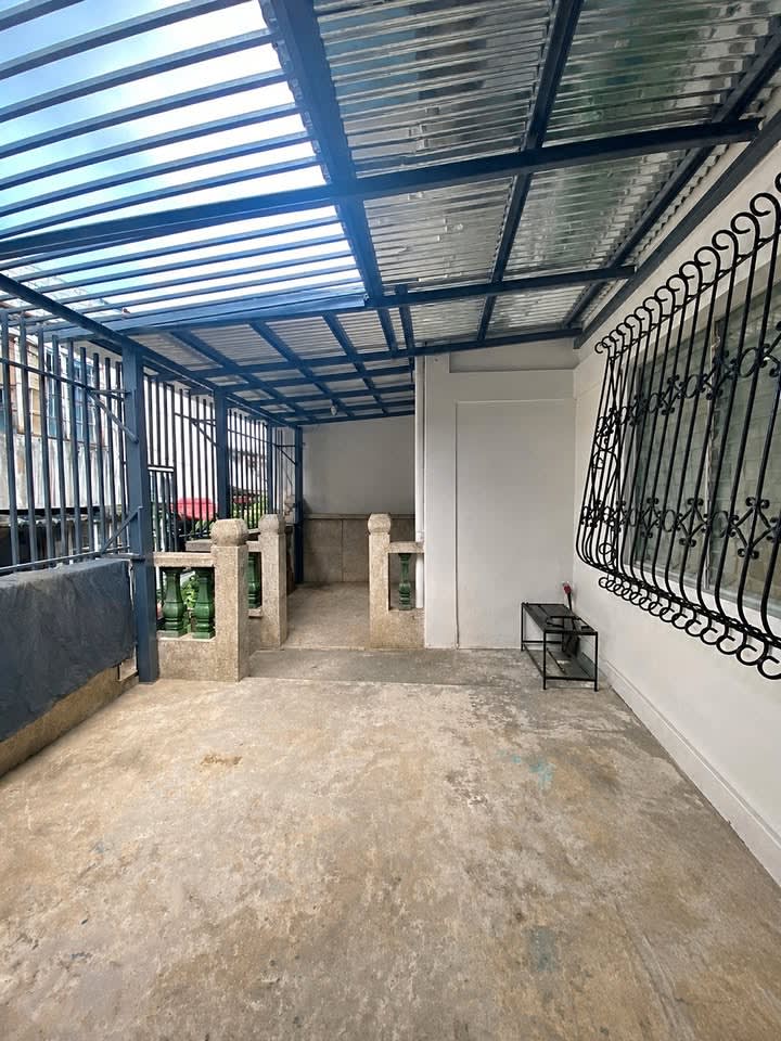 2 Beds 1 Bath House - rental in Marikina City