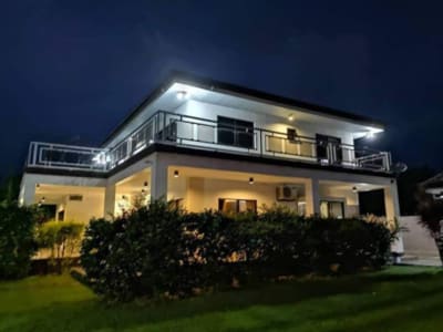 3 Bedroom House near Beach