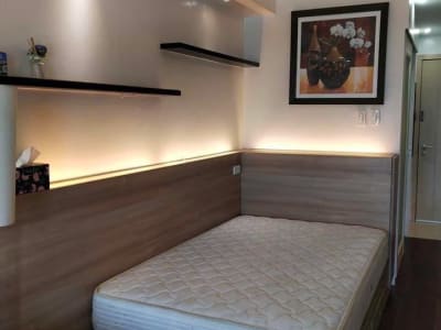 Studio semi-furnished 28.5 m2 condo