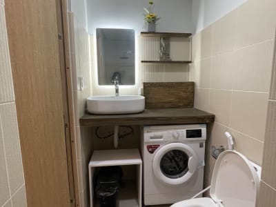 Kat's Place For sale