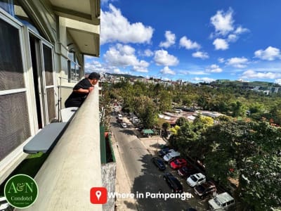 3 bedroom 2 bathroom w/ a veranda Facing Burnham Park