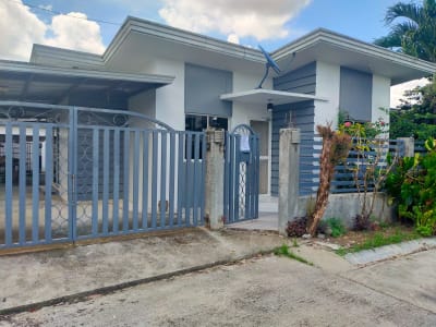 "2-BR Bungalow on Big 306 sqm Lot with Workshop Garage"