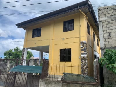 Two-Story Five Bedroom House near Beach Baler, Aurora