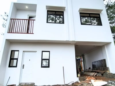 Modern Luxurious 3 Bedrooms and 2 Bathrooms