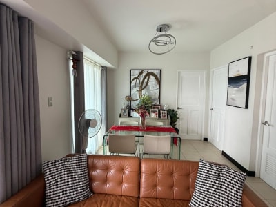 Modern 2 Bed Condo - Move in ready - Fully Furnished