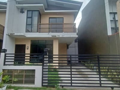FOR RENT:3 Bedrooms Two Storey Single Attached House in Talisay(328)