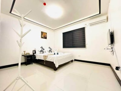 Apartment Per Unit For rent