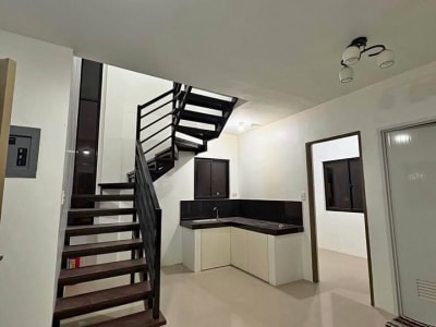 FOR RENT: 2-Storey House