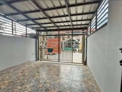 HOUSE FOR RENT