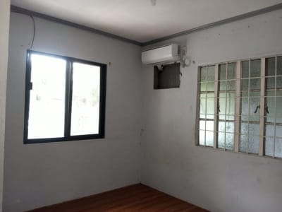 2 Beds 2 Baths House